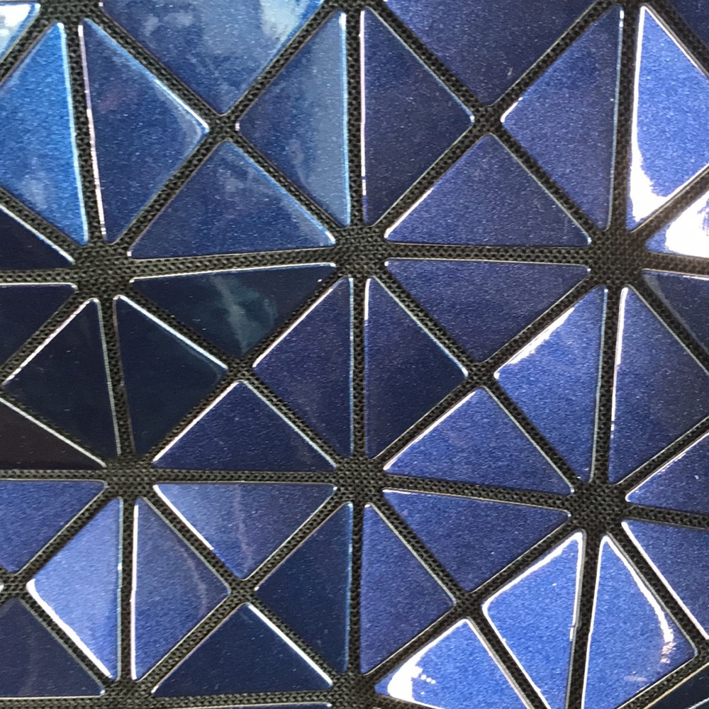 Blue Rubberized Plastic Geometric Pattern Tote Bag - image 2